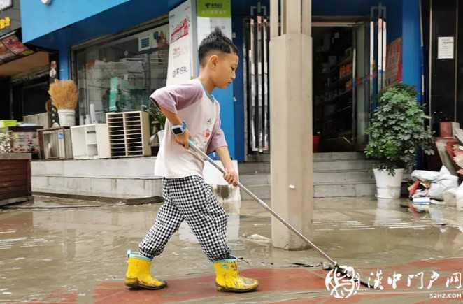 齐心协力恢复山城略阳美丽容颜~