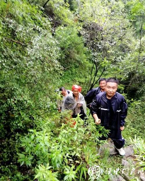 直击汉中防汛一线！坚决果断转移避险，确保人民群众生命安全！