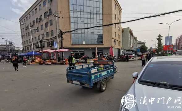 交警一大队联合多部门开展农村道路交通秩序整治行动