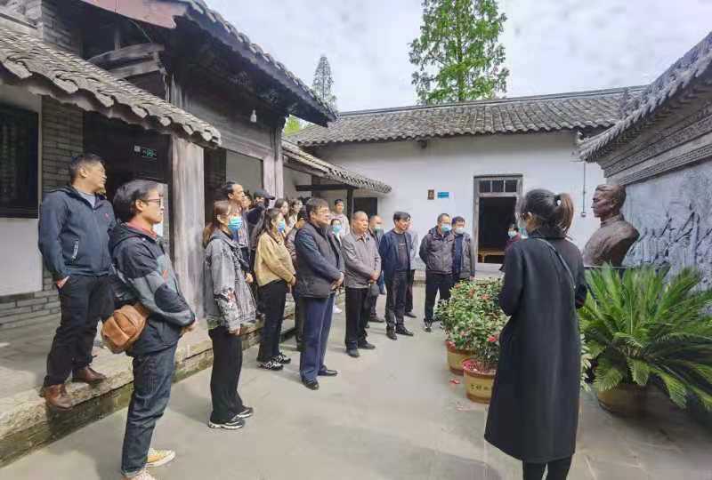 市委网信办举办党史学习教育宣讲报告会