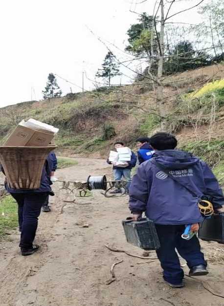 汉中移动宽带智慧家庭工程师用行动诠释心级服务