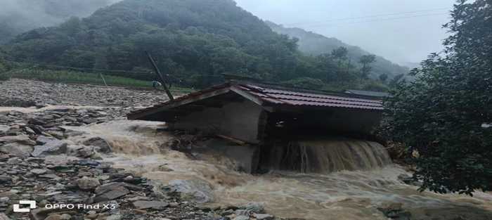 【心级服务 让爱连接】迎战强降雨，汉中移动全力做好通信保障