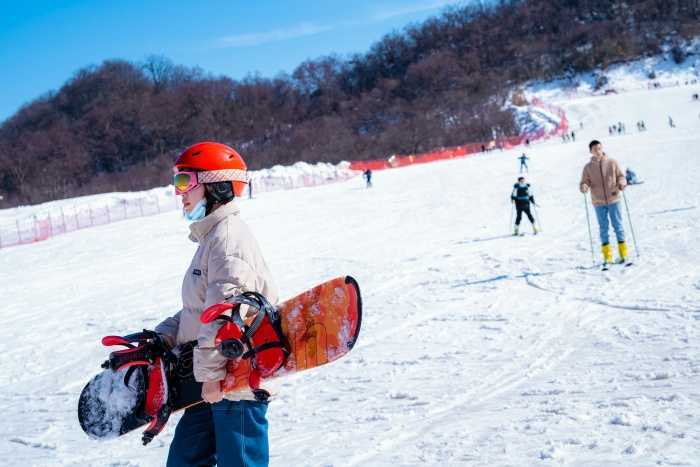 锁定12月19日！与冰雪世界来场浪漫“约会”吧！