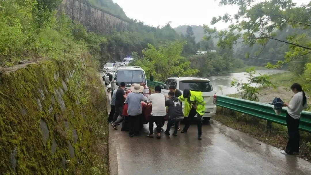 连续强降雨致我市部分县区受灾 全市共撤离群众10254人