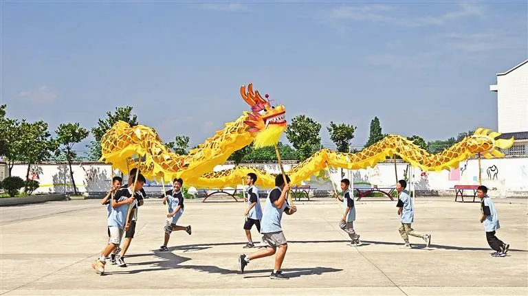 今天，《陕西日报》整版宣传汉台这项技艺！