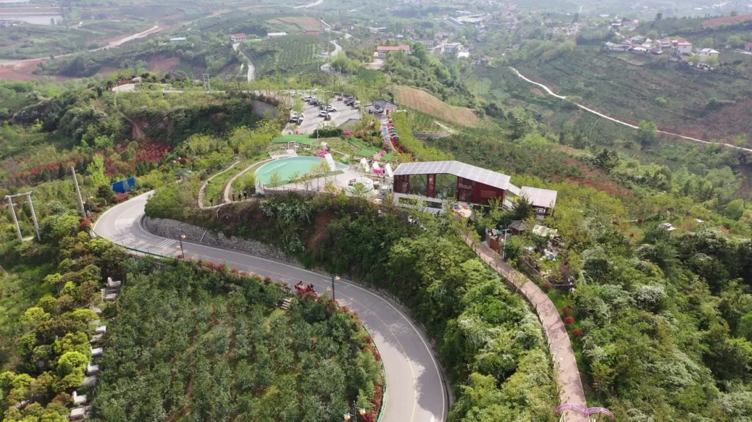 汉台电视新闻 | 花果村：农旅融合助力乡村振兴