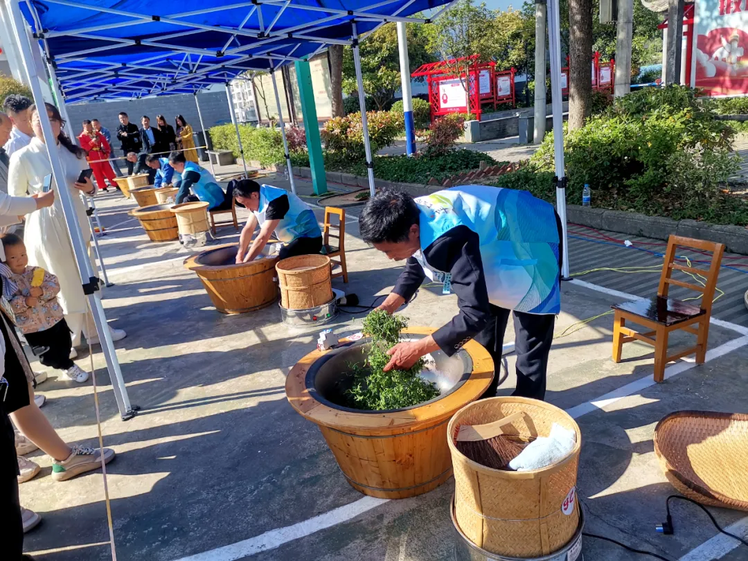 西乡县高川镇第三届“生态茶乡·高川味道”茶事活动精彩纷呈！