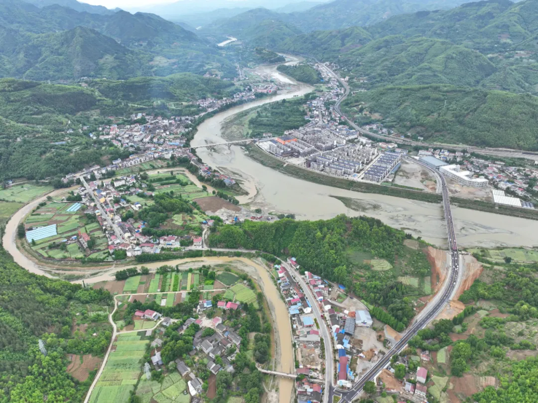 汉中阳平关嘉陵江大桥正式通车