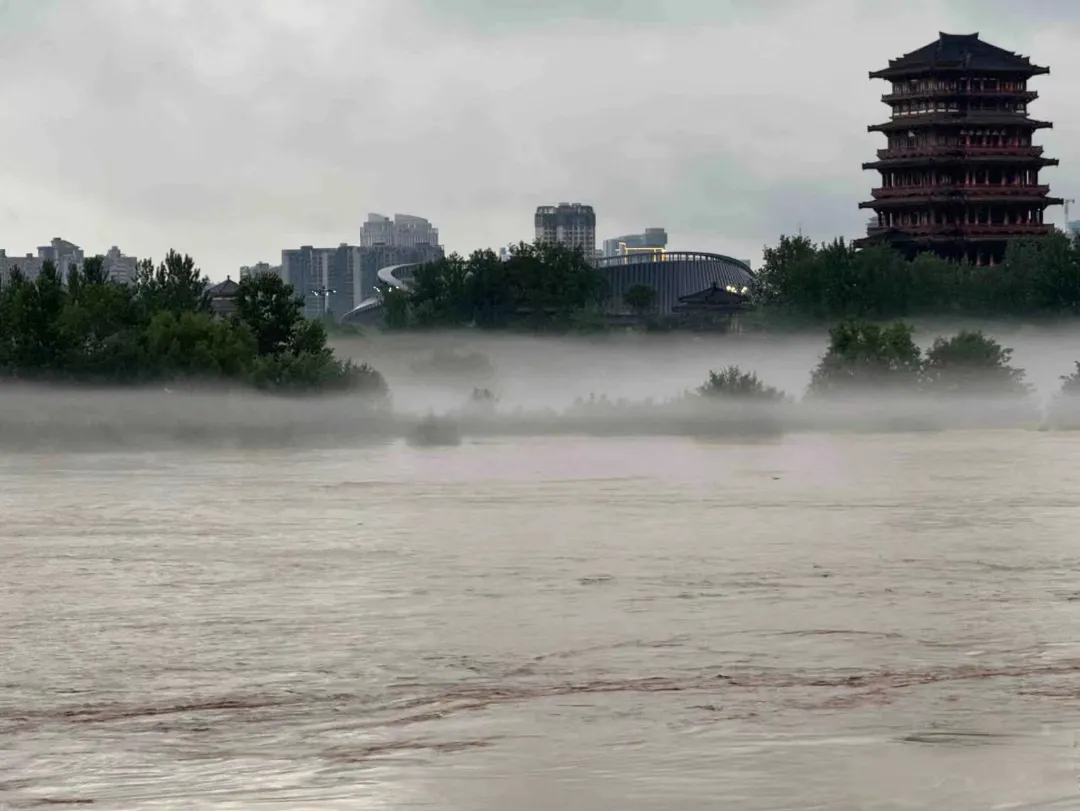 视觉汉台 | 烟雨朦胧 油画汉台