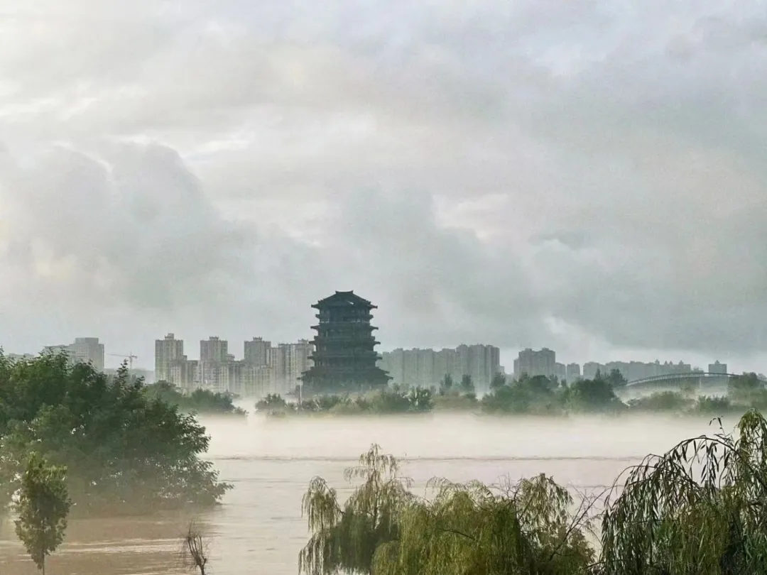 视觉汉台 | 烟雨朦胧 油画汉台