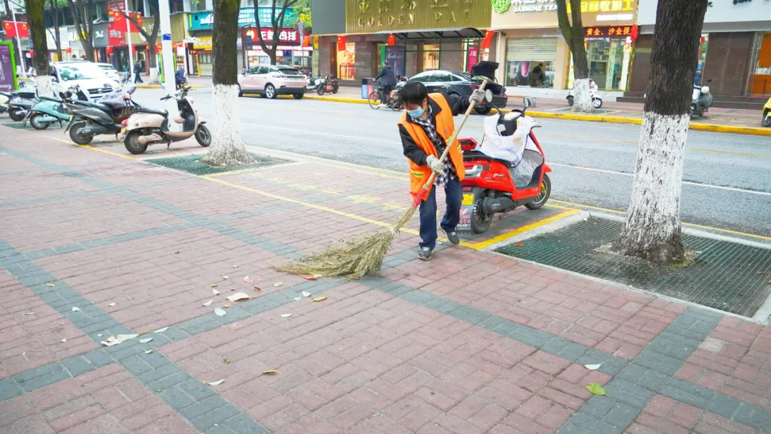 汉台：国庆我在岗 坚守显担当