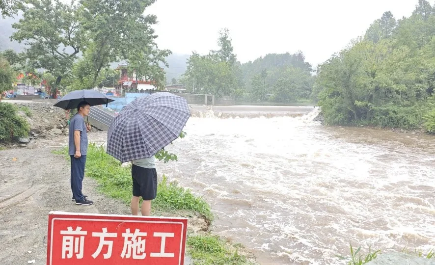 连续强降雨致我市部分县区受灾 全市共撤离群众10254人